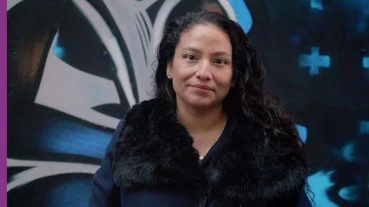 Geraluz, Artist (Featured Image)